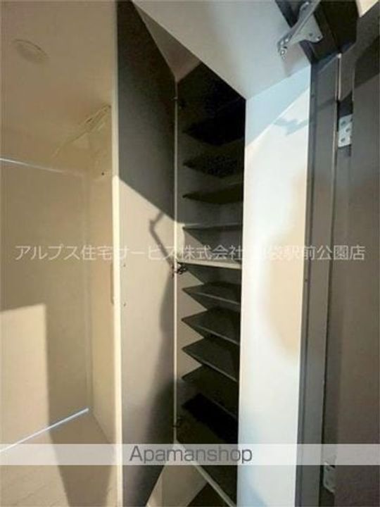 早稲田鶴巻町IMAハウスの内装