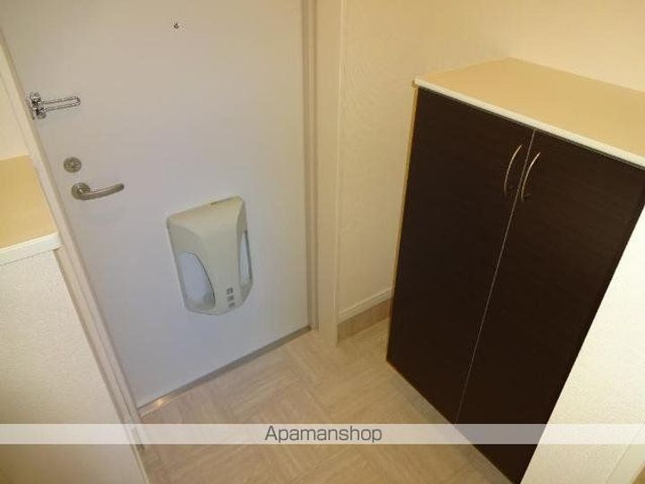 パープルオリエンテの玄関