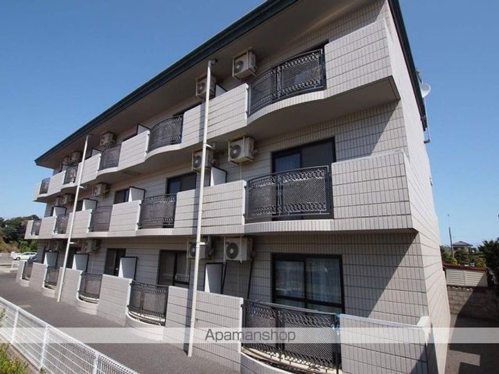 ブロードマンションの外観