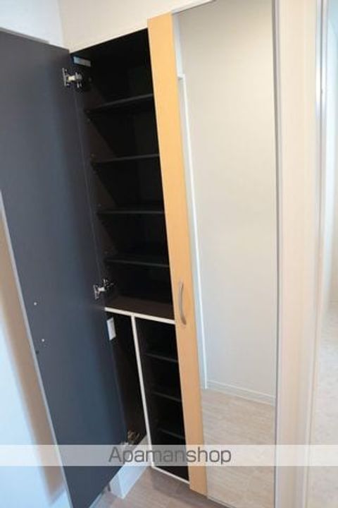 エバーリンクの内装