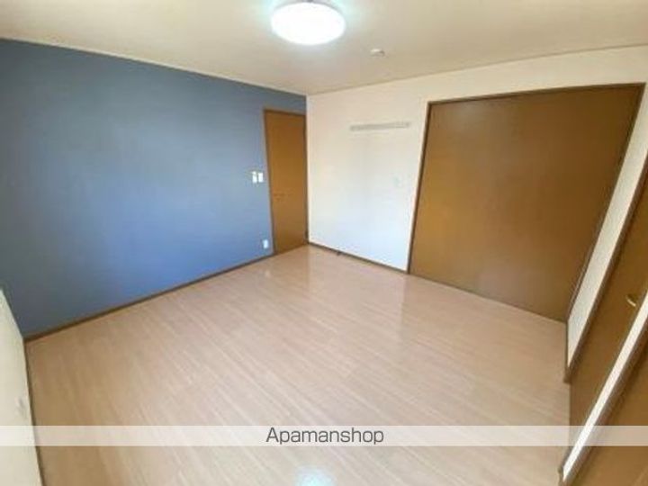 ハピネスクローバーの内装