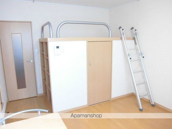 レオネクストスプリングヒル103の居間