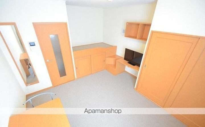 香川県高松市川島東町の賃貸マンションの居間