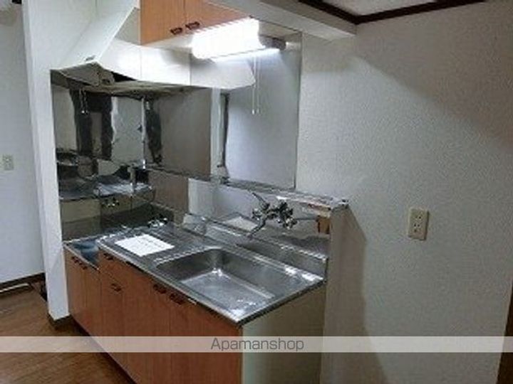 岩手県盛岡市西青山3丁目の賃貸アパートのキッチン