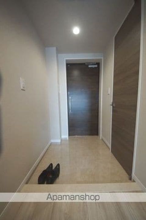 メイクスデザイン参宮橋405号室の玄関