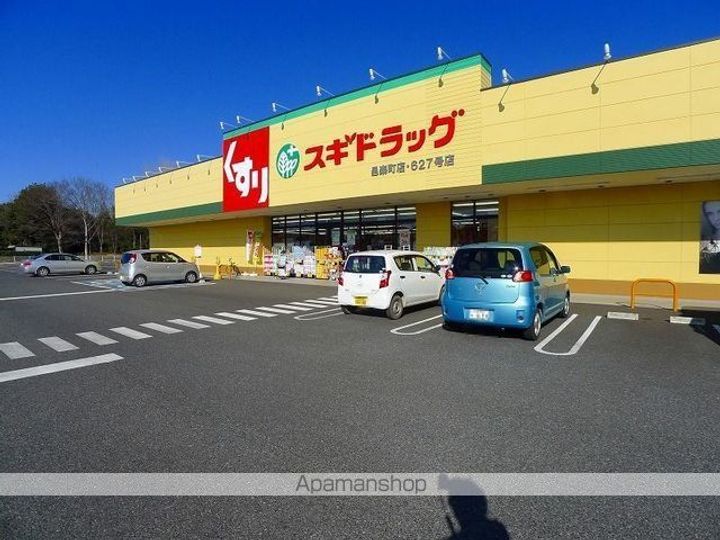 レオパレスKOMOTO邑楽の周辺