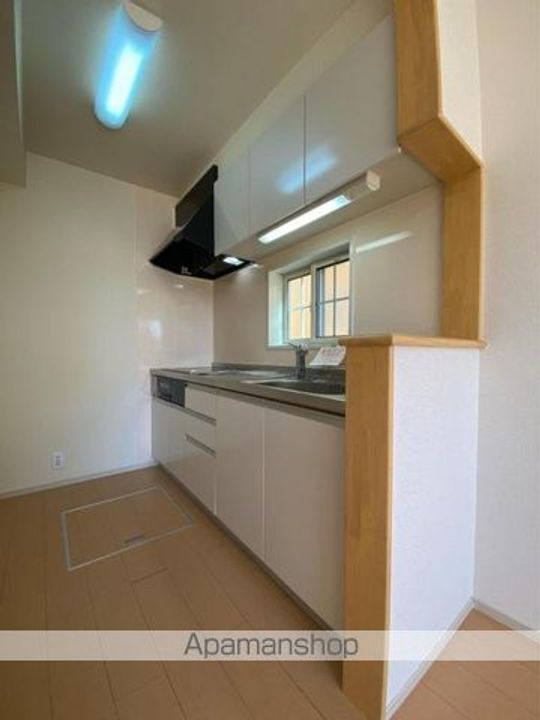 香川県高松市木太町の賃貸アパートの内装