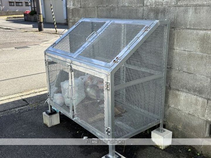 ハイツ水越 Aの内装