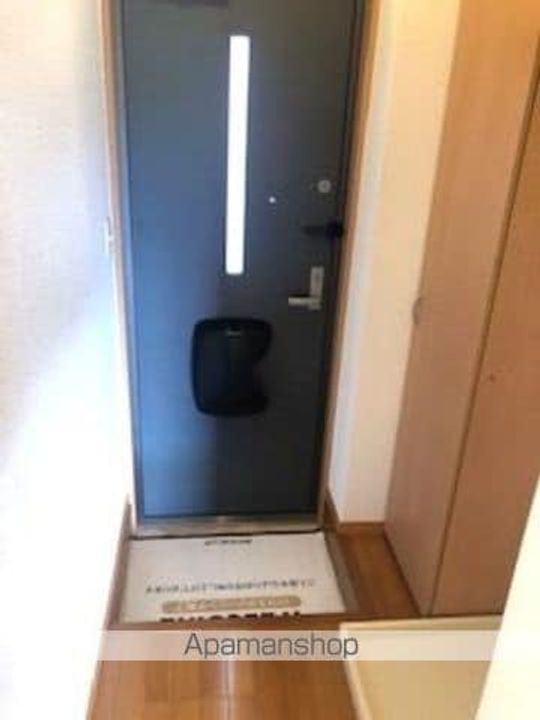 ドミトリー旭の玄関