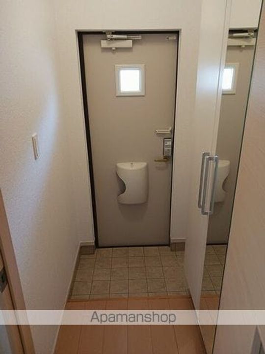 アルカンシェルⅠの玄関