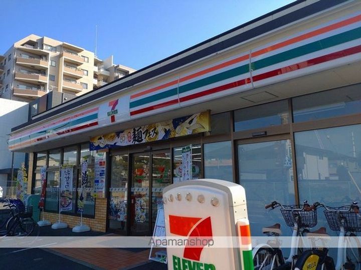 レオパレス北綾瀬の周辺