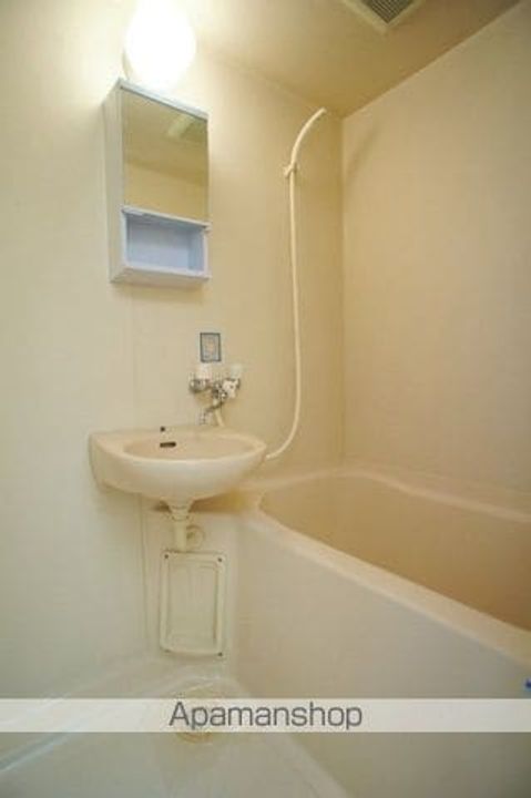 インターファーストビルの内装