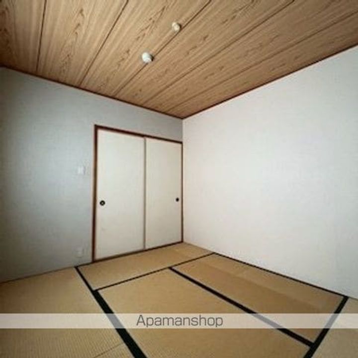 滋賀県大津市松山町の賃貸マンションの内装
