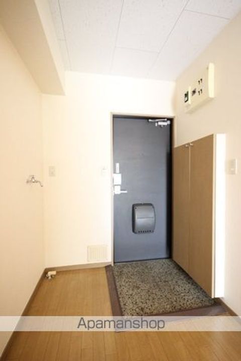 毛呂山ヒルズの玄関