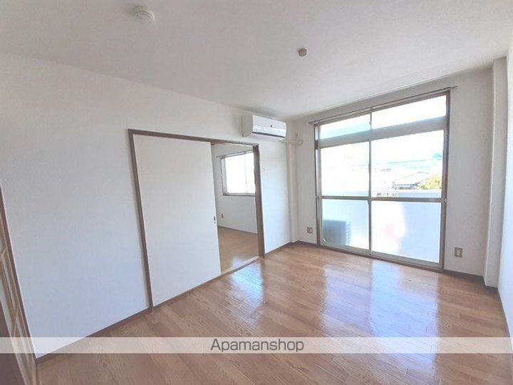 コーポサケンⅡの居間