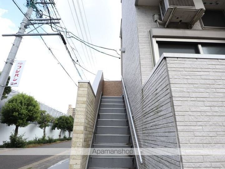 ハーモニーテラス松園の外観