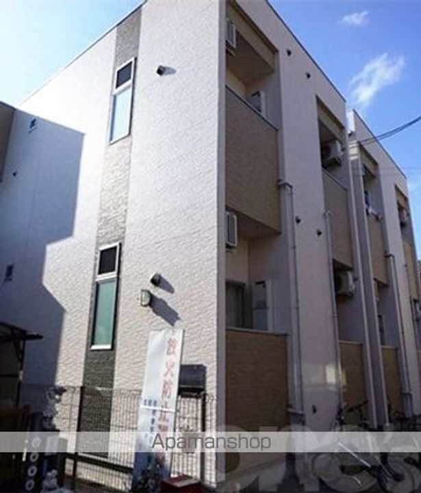 OAK TREE MAISON志賀の外観