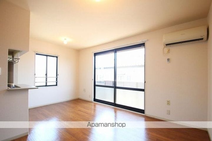 ノイエC103の居間