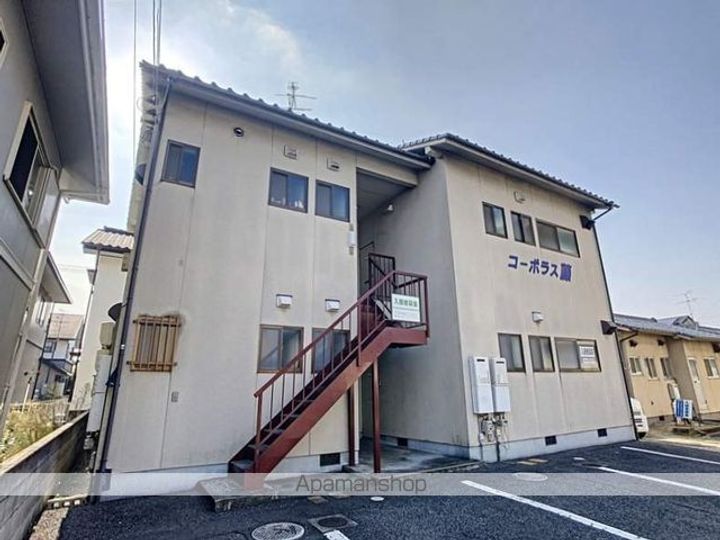 コーポラス藤202の外観