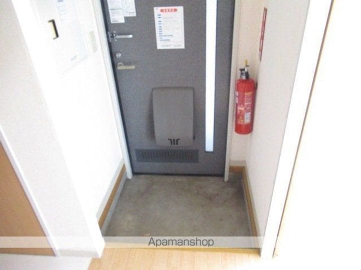 グレースフル赤坂Bの玄関