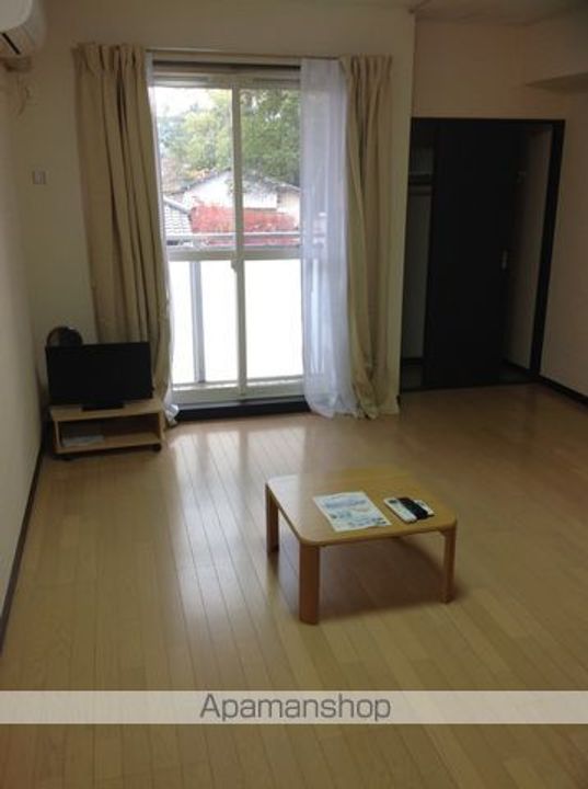 レオネクスト辛島Ⅱ109の居間