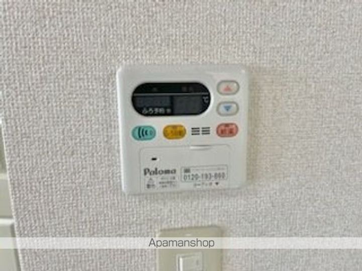 滋賀県愛知郡愛荘町野々目の賃貸アパートの内装