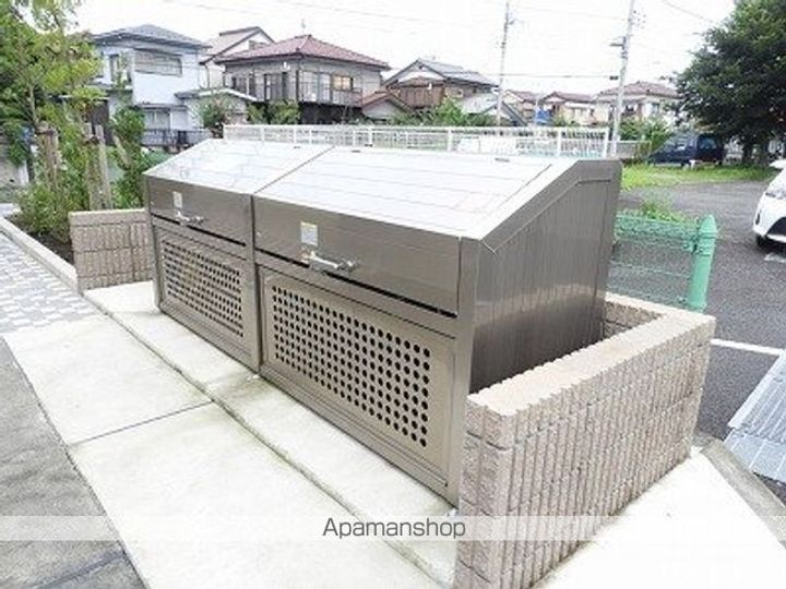 レオパレスGARDEN 丘の外観