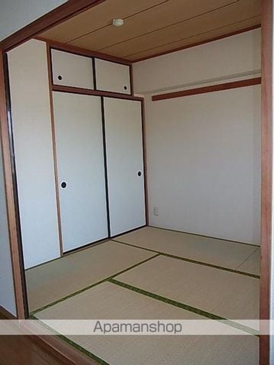 ガーデンシティ金沢文庫の居間