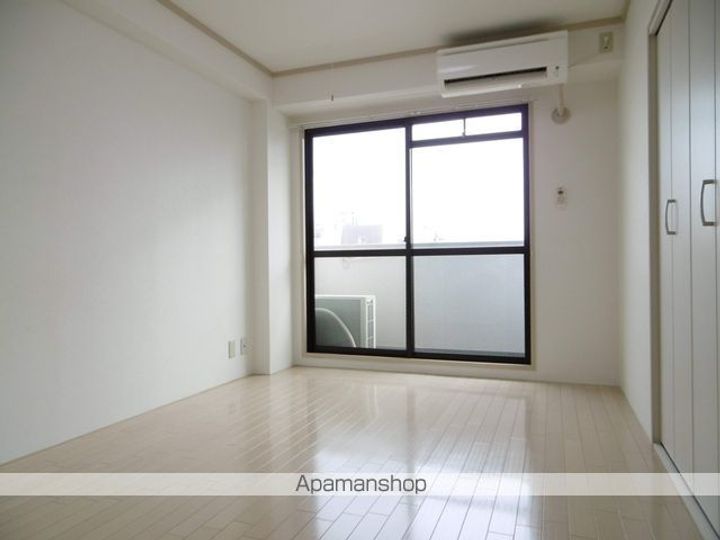 有馬パレス千林803の居間