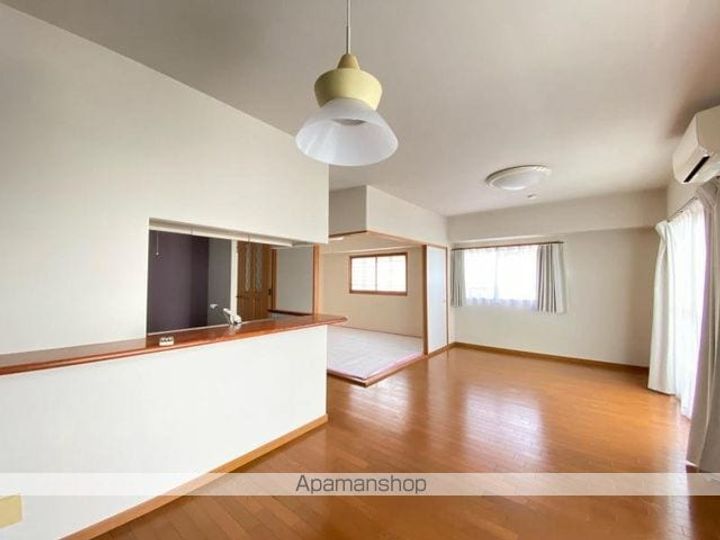 アルファステイツ屋島中町606の内装