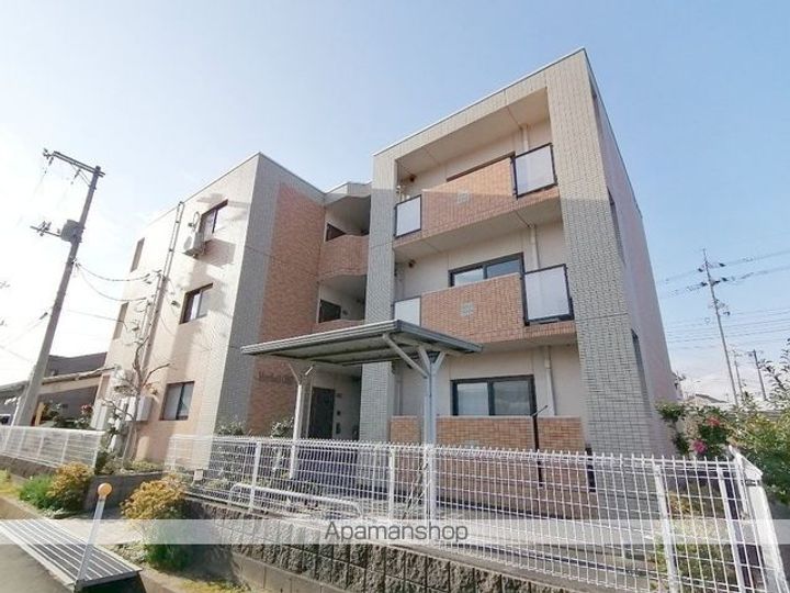 岡山県笠岡市富岡の賃貸マンションの外観