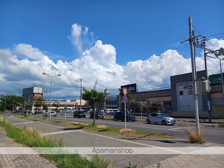 ソレアードの周辺