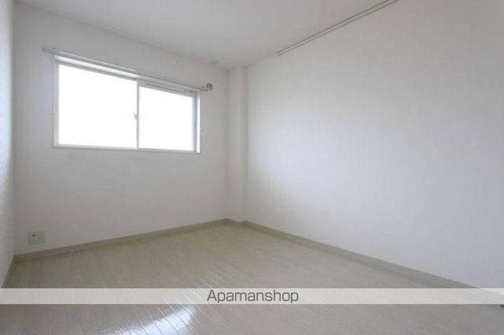 香川県高松市三条町の賃貸アパートの内装