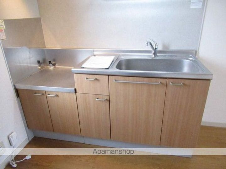 岩手県盛岡市黒石野3丁目の賃貸アパート202のキッチン