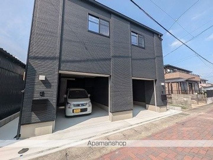 ガレージハウス扶桑駅前の外観