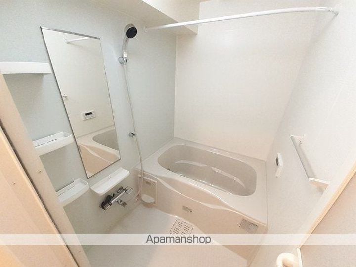 ヴィラ・シャンテBの風呂