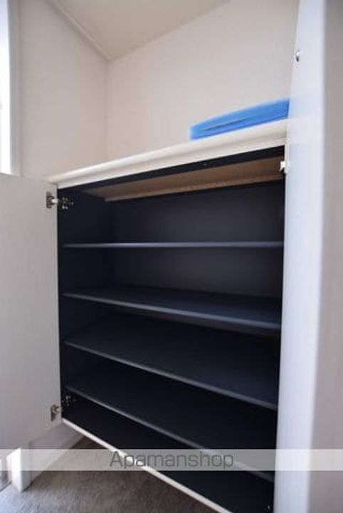 グランディ赤坂の玄関