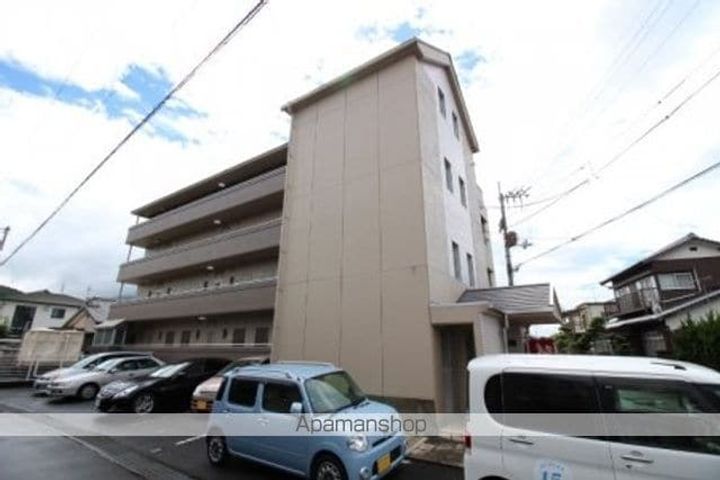 ピュアハイツ生野の外観