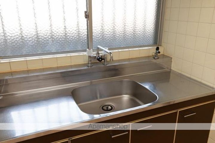 香川県高松市塩屋町の賃貸マンションの内装