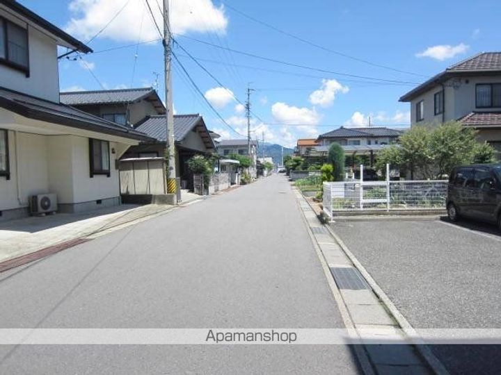 石楠花ハイツの周辺