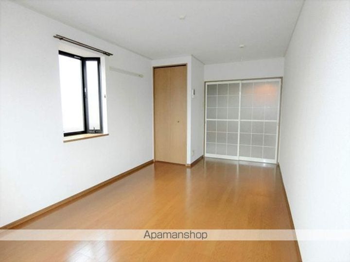 プラス1205の居間