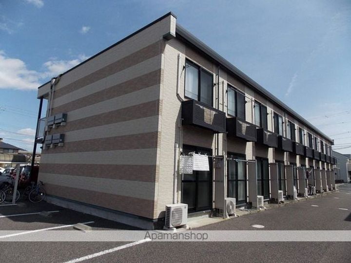 愛知県一宮市両郷町4丁目の賃貸アパートの外観