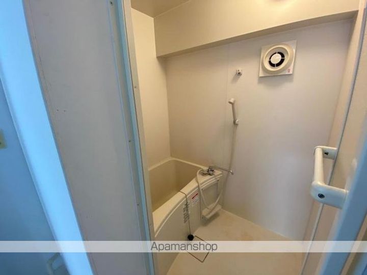 ヴィラナリー志度 Ⅰ棟401の風呂