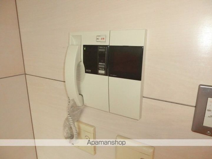 VISCONTI覚王山の内装