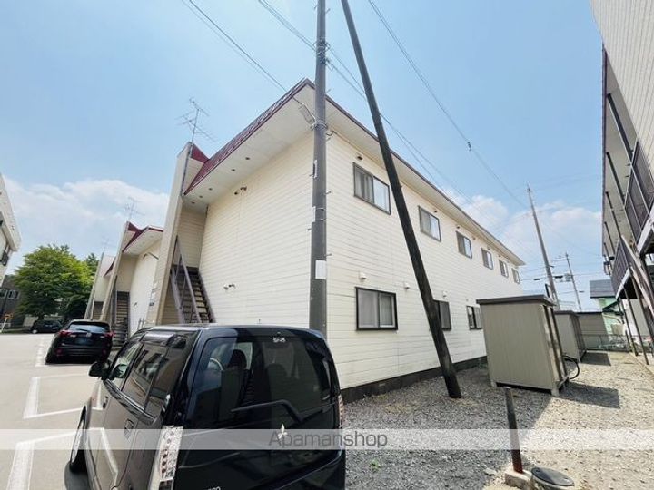 コーポサンシ3号棟5号室の外観