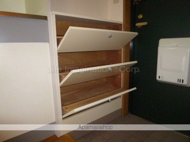 滋賀県東近江市八日市本町の賃貸マンションの内装