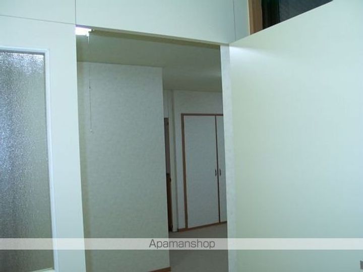 サンモール天王崎405の内装