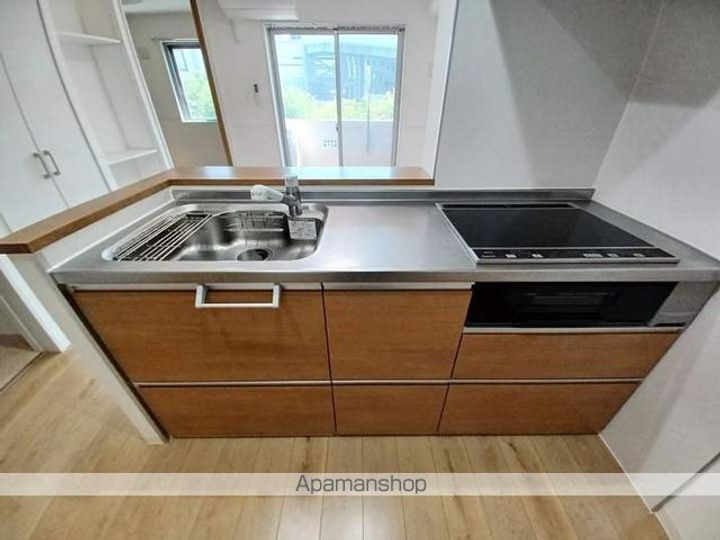 長野県松本市清水1丁目の賃貸マンションのキッチン