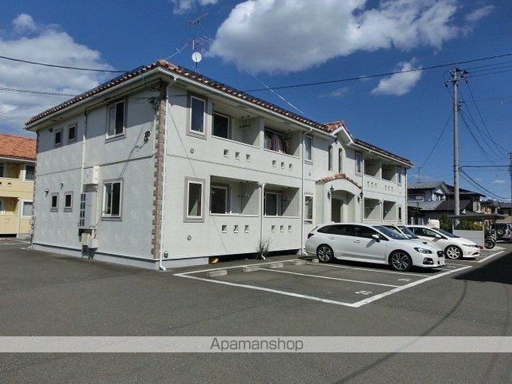 ロザージュB102の外観