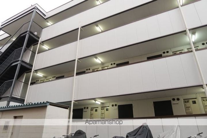 埼玉県飯能市大字岩沢の賃貸マンション104の外観